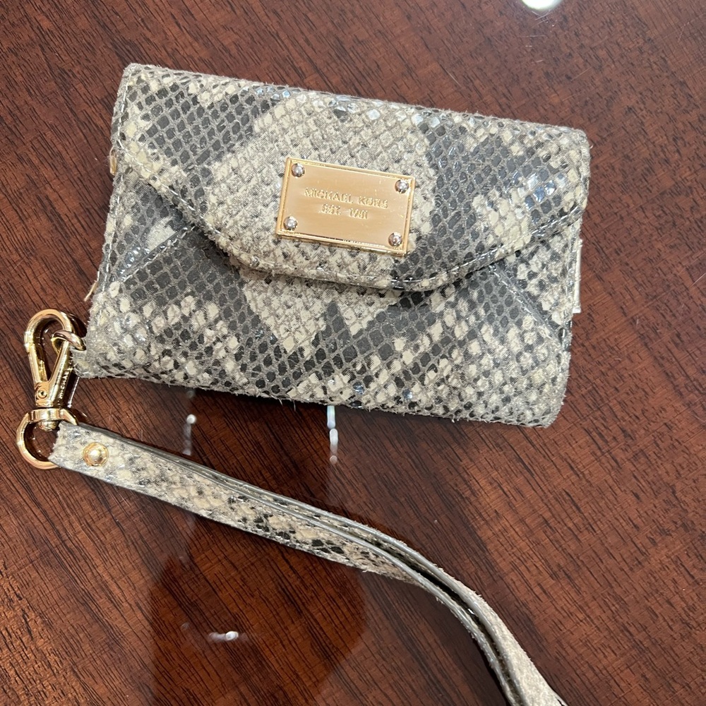 Authentic Michael Kors Python Leather Phone Case … - image 2